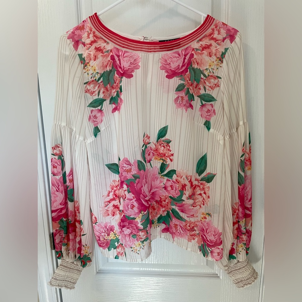 Vici Sheet Floral Blouse